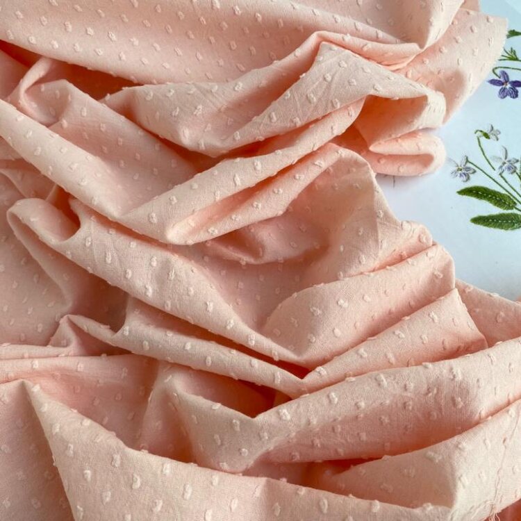 Батист хлопковый с мушками цвет Персиковый